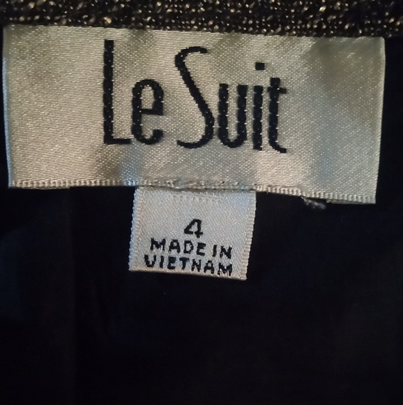 "LE SUIT" SKIRT SUIT - Picture 8 of 10